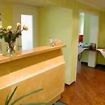 Otel Rheinland Bonn