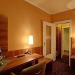 Otel Rheinland 3*