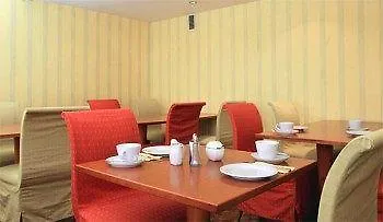 莱茵兰德酒店 3*